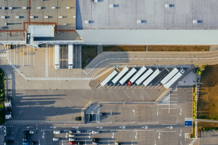 marcin-jozwiak-warehouse